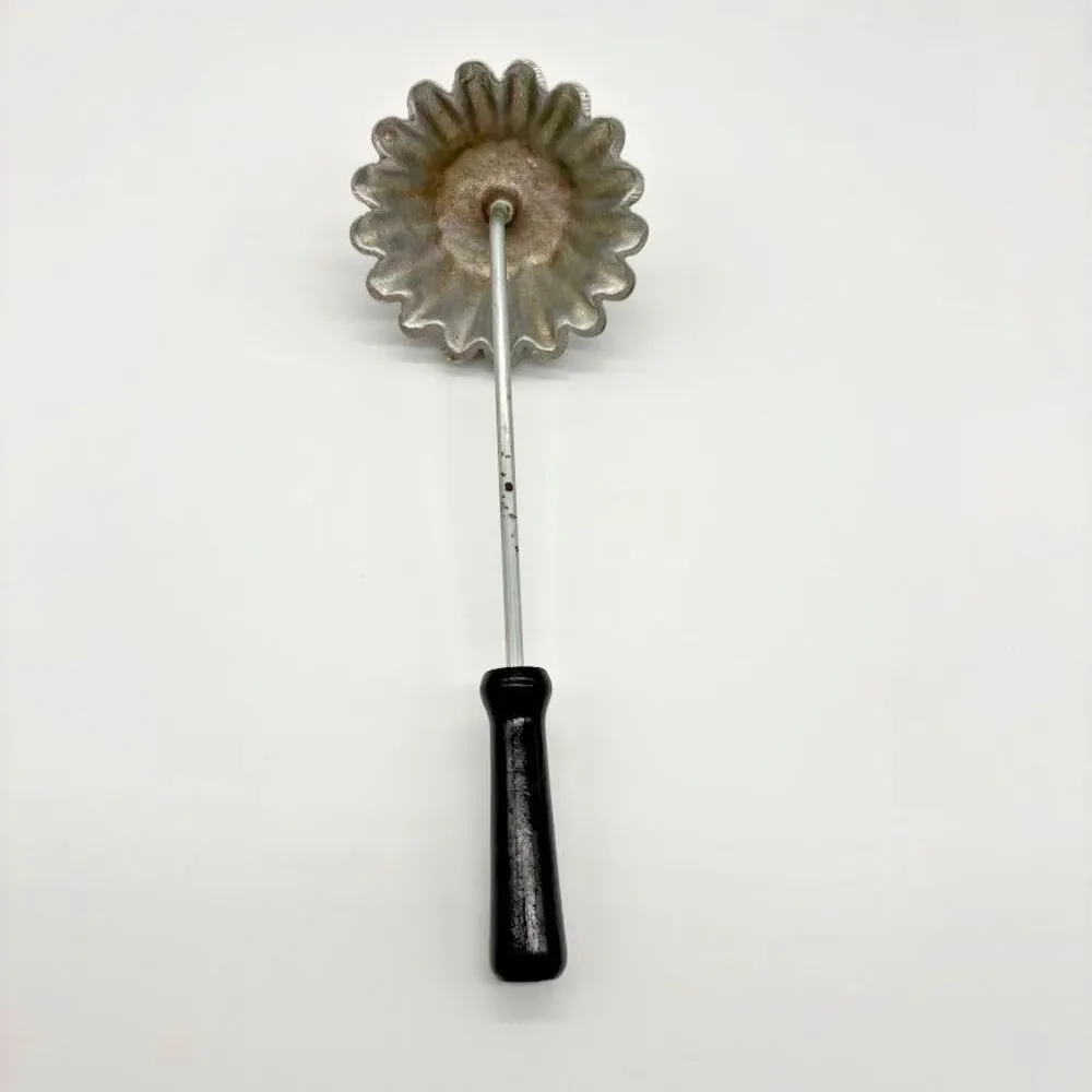 Vintage Rosette Timbale Iron Cast Aluminum Pastry Mold Black Wood Handle 10